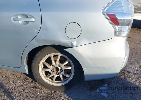 2013 Toyota Prius V Three from USA, damaged, VIN JTDZN3EUXD3230526